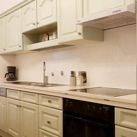 Apartment P24