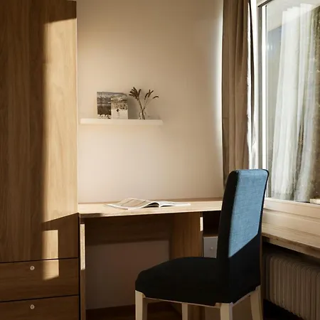 Apartment P24 *